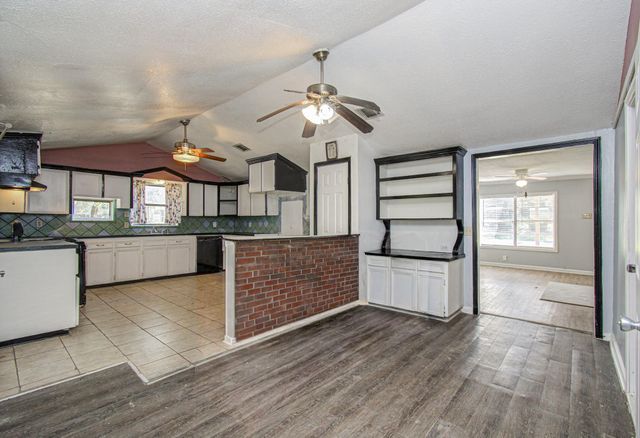 20496 Mcgager Drive, New Caney, TX 77357