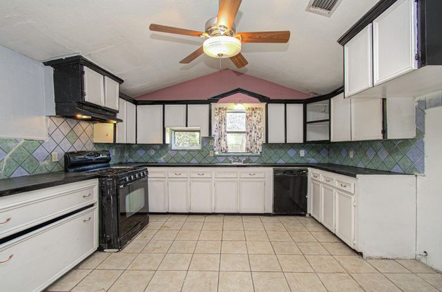 20496 Mcgager Drive, New Caney, TX 77357