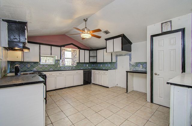 20496 Mcgager Drive, New Caney, TX 77357