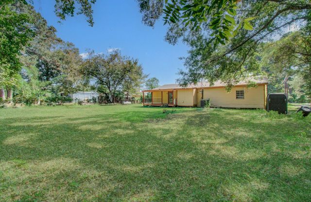 20496 Mcgager Drive, New Caney, TX 77357