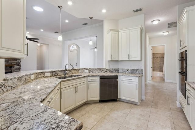 39513 HILLRISE LANE, Lady Lake, FL 32159