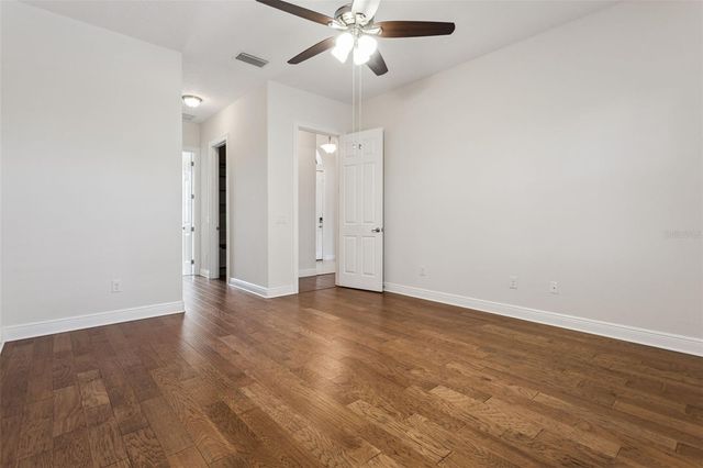 39513 HILLRISE LANE, Lady Lake, FL 32159
