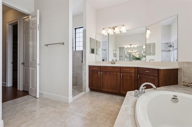 39513 HILLRISE LANE, Lady Lake, FL 32159