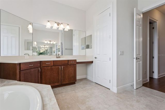 39513 HILLRISE LANE, Lady Lake, FL 32159