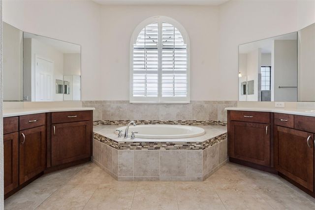 39513 HILLRISE LANE, Lady Lake, FL 32159