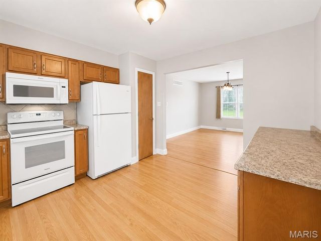 635 Lonedell Road, Arnold, MO 63010