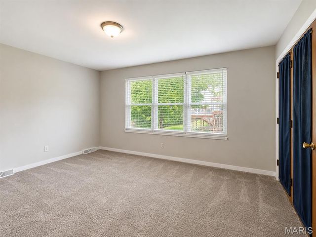 635 Lonedell Road, Arnold, MO 63010