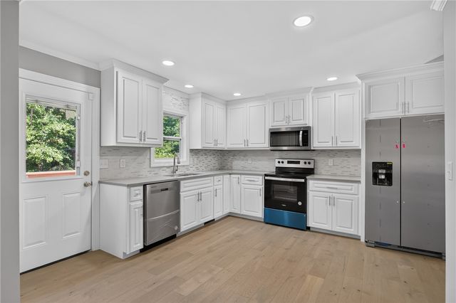 712 Beech Drive, Seneca, SC 29678