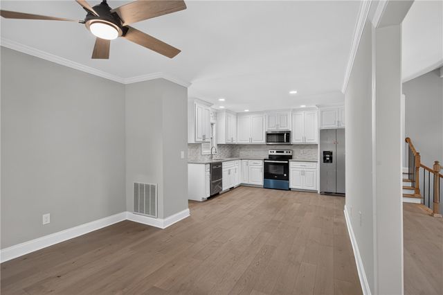 712 Beech Drive, Seneca, SC 29678