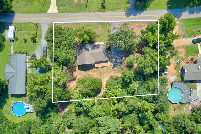 712 Beech Drive, Seneca, SC 29678