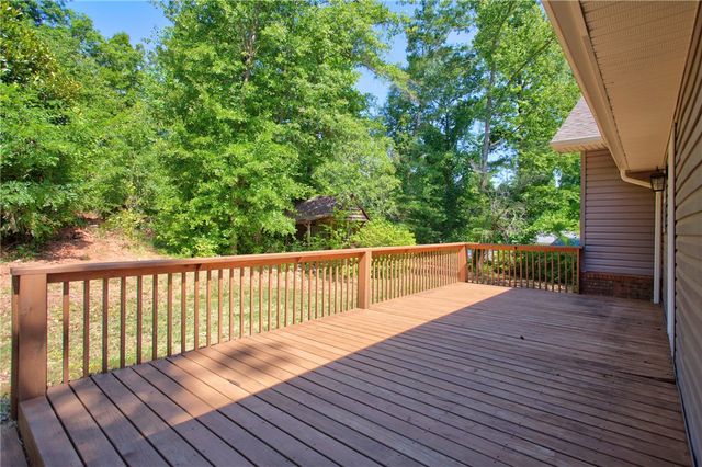 712 Beech Drive, Seneca, SC 29678