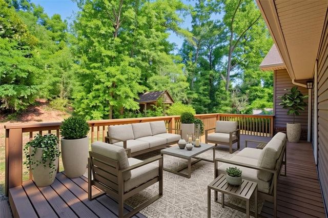 712 Beech Drive, Seneca, SC 29678