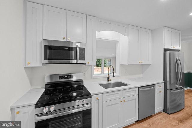 96 SANDY RIDGE RD, Fredericksburg, VA 22405