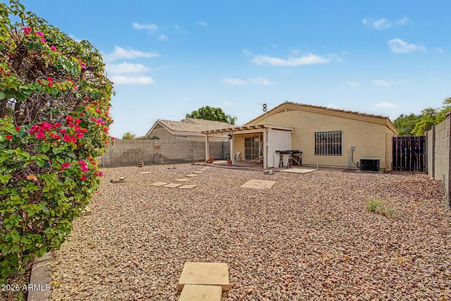 1440 W DIAMOND Avenue, Apache Junction, AZ 85120