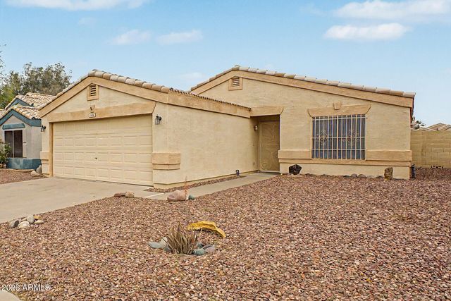 1440 W DIAMOND Avenue, Apache Junction, AZ 85120
