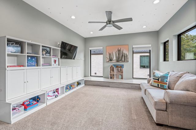 6802 Vada Drive, Dallas, TX 75214