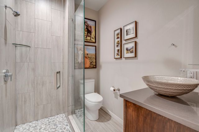 6802 Vada Drive, Dallas, TX 75214