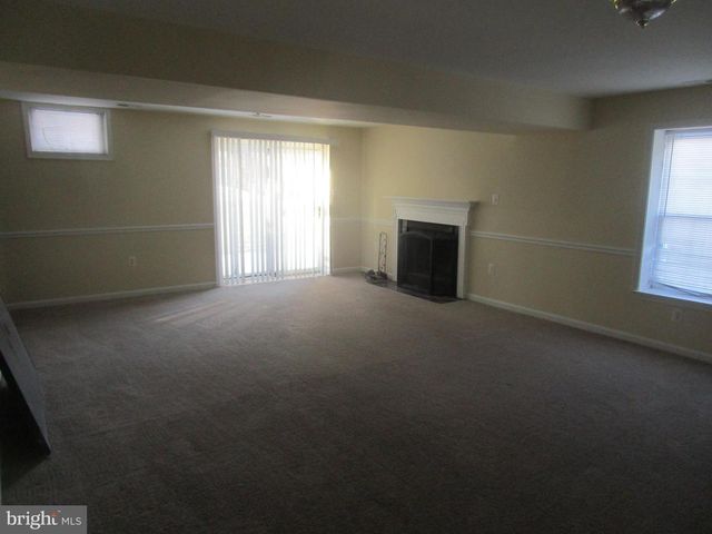 8711 TEMPLE HILL RD, Clinton, MD 20735