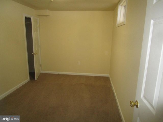 8711 TEMPLE HILL RD, Clinton, MD 20735