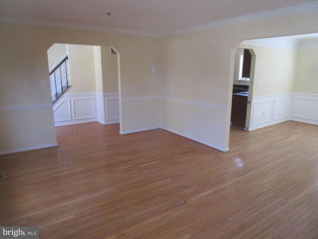 8711 TEMPLE HILL RD, Clinton, MD 20735