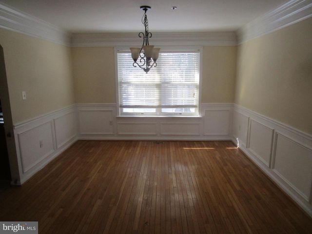 8711 TEMPLE HILL RD, Clinton, MD 20735