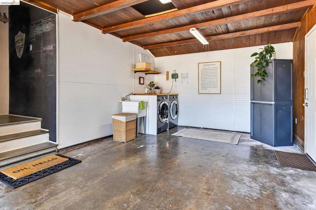 15066 Andover St, San Leandro, CA 94579