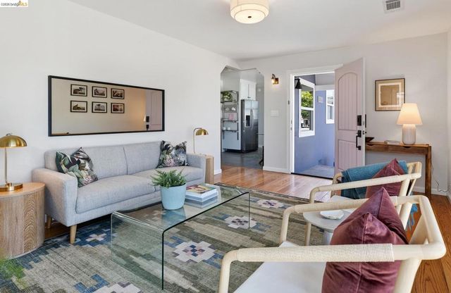 15066 Andover St, San Leandro, CA 94579