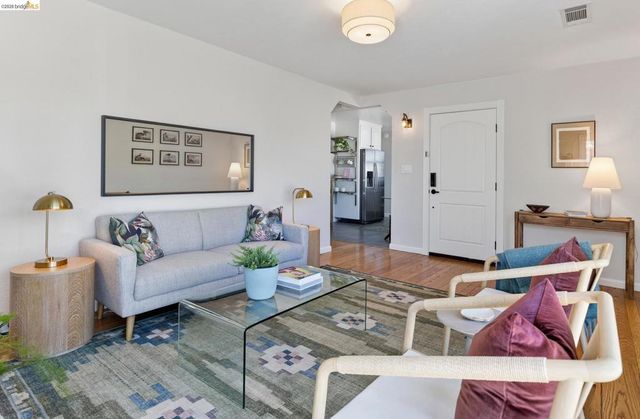 15066 Andover St, San Leandro, CA 94579