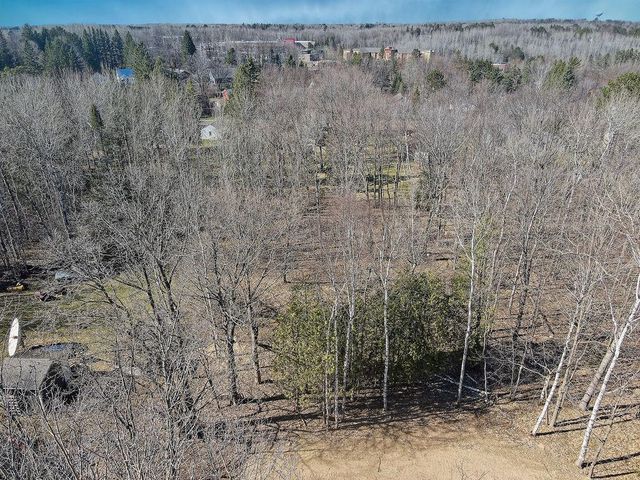 xxx W Quince Street, Duluth, MN 55811