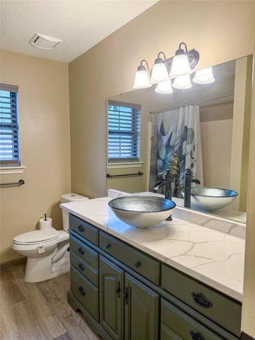1159 Carey Drive, Angleton, TX 77515