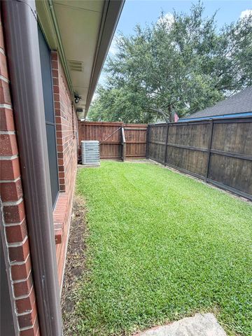 1159 Carey Drive, Angleton, TX 77515