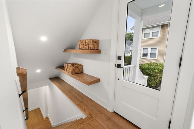 220 Sycamore Street 1, Watertown, MA 02472