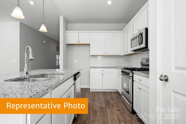 12160 Muscadine Court, Midland, NC 28107