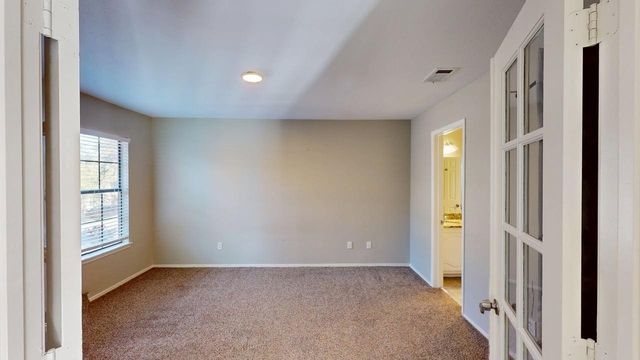 600 Canyon Side Way, Irving, TX 75063