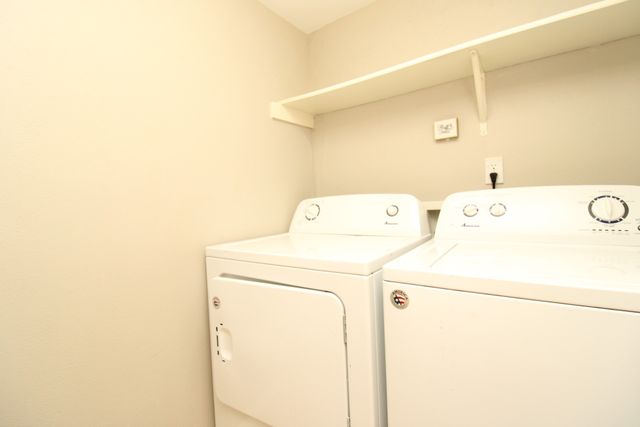 600 Canyon Side Way, Irving, TX 75063