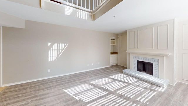 600 Canyon Side Way, Irving, TX 75063