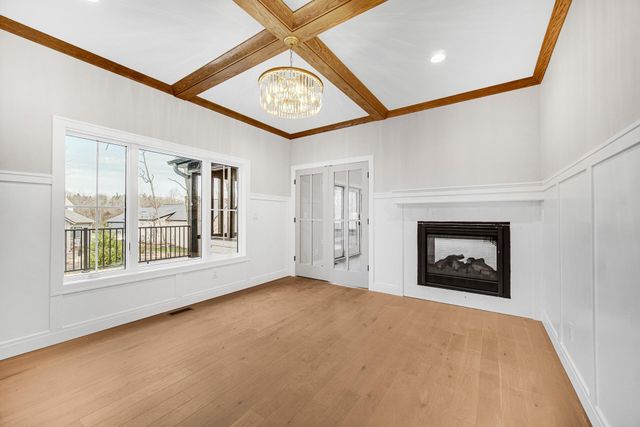 194 N Cricket Knoll Court, Valparaiso, IN 46385