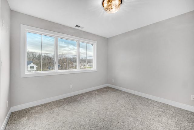 194 N Cricket Knoll Court, Valparaiso, IN 46385