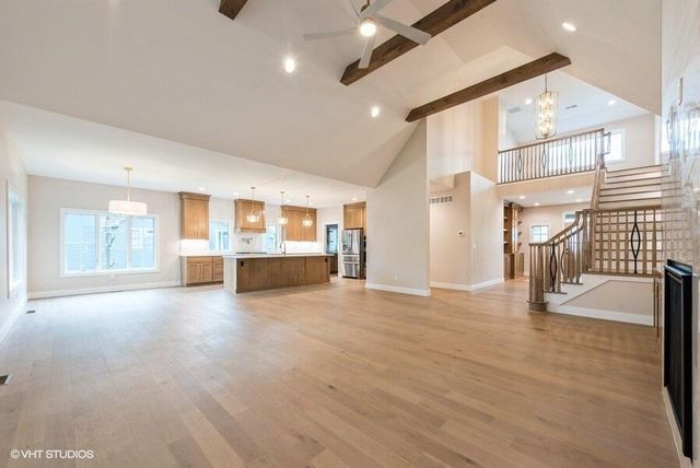 194 N Cricket Knoll Court, Valparaiso, IN 46385