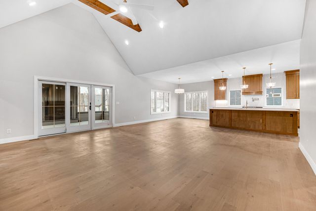 194 N Cricket Knoll Court, Valparaiso, IN 46385