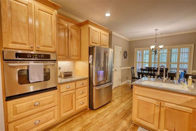 10 Nicklaus Circle, Social Circle, GA 30025