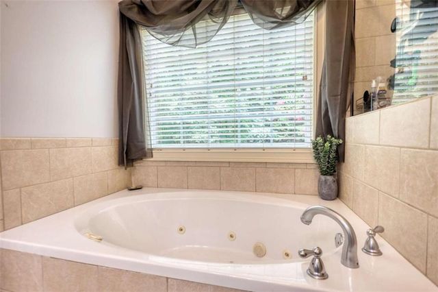 10 Nicklaus Circle, Social Circle, GA 30025