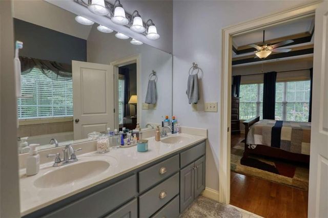 10 Nicklaus Circle, Social Circle, GA 30025