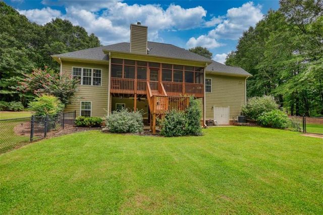 10 Nicklaus Circle, Social Circle, GA 30025