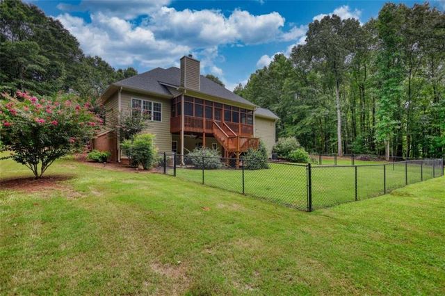10 Nicklaus Circle, Social Circle, GA 30025