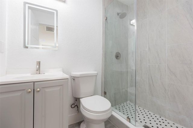 8102 N 14TH, Tampa, FL 33604