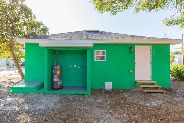 8102 N 14TH, Tampa, FL 33604