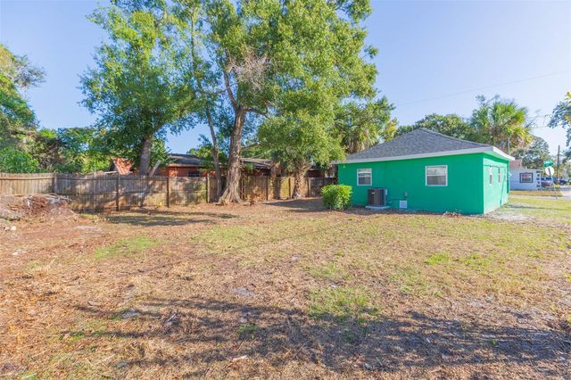 8102 N 14TH, Tampa, FL 33604