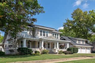 403 E University Street, Siloam Springs, AR 72761