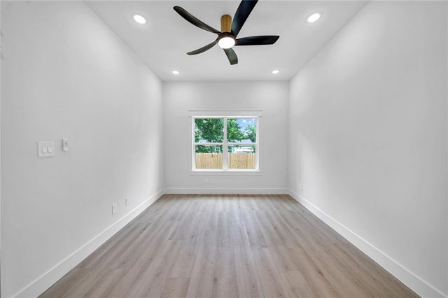 4834 Higgins Street B, Houston, TX 77033